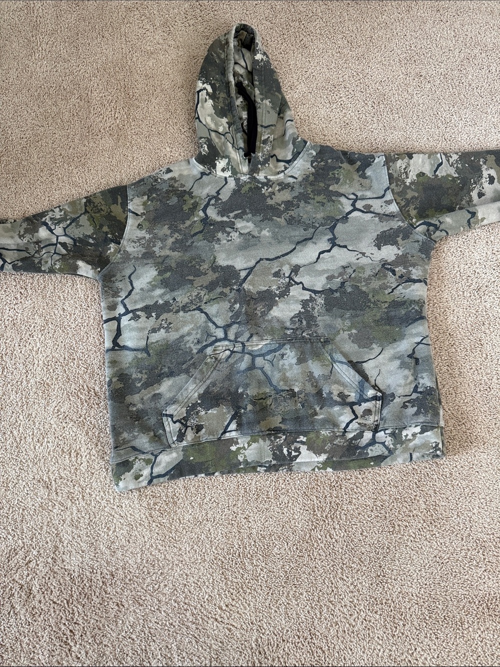 Camo Men's Hooded Pullover Sweatshirt - Green & Gray Camouflage